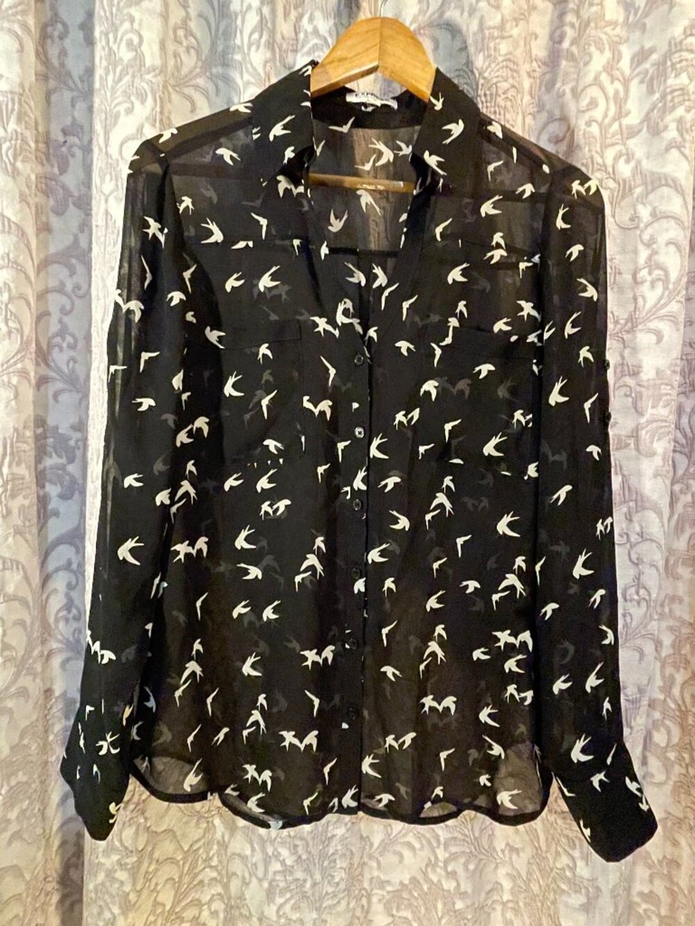 Women's MEDIUM Express B&W Bird Print Lightweight Sheer Button-Down Shirt